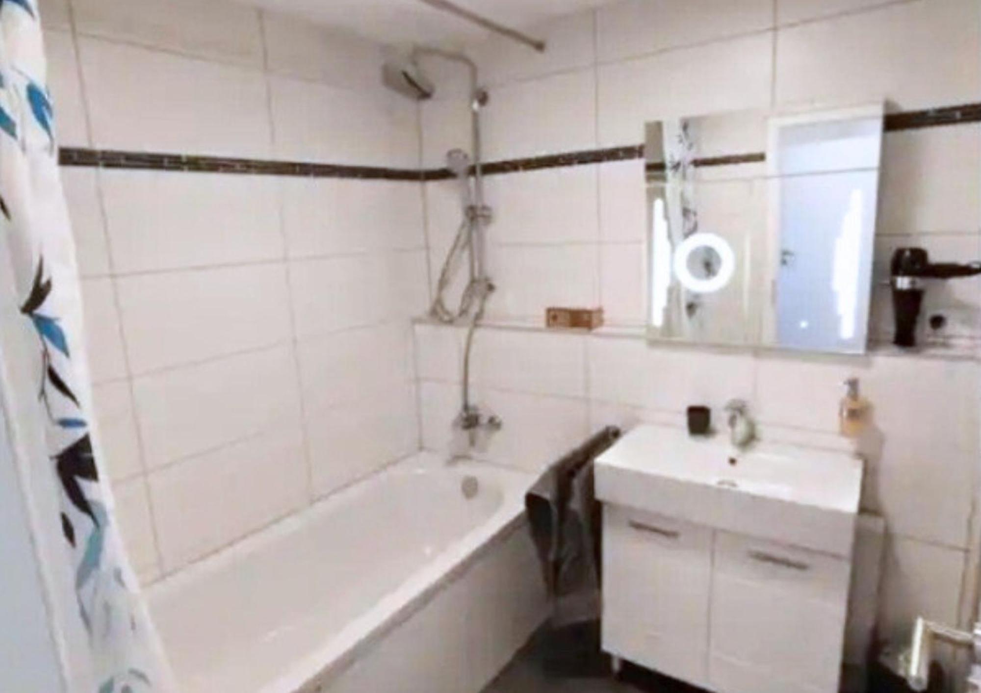Rooftop Apartments - Doppelzimmer In Gemeinschaftsunterkunft อูล์ม ภายนอก รูปภาพ